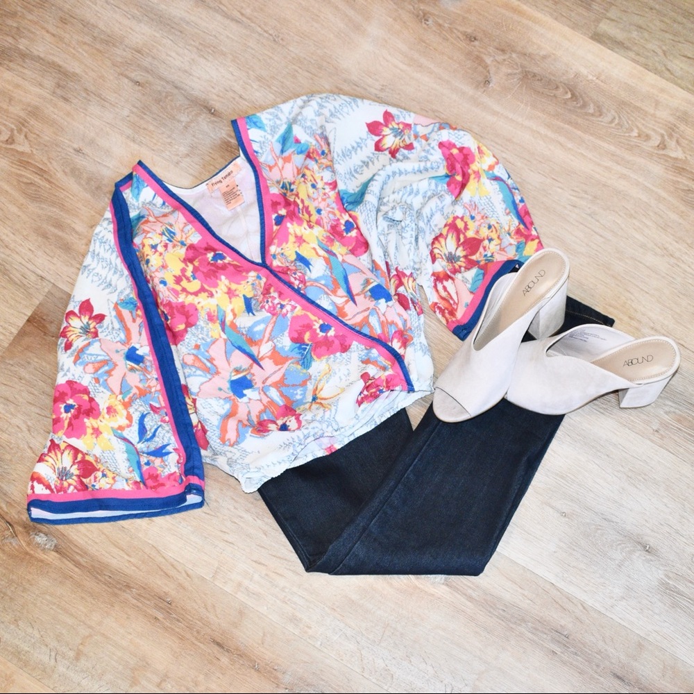 Flying Tomato Kimono Cropped Floral Blouse XT SMLL
